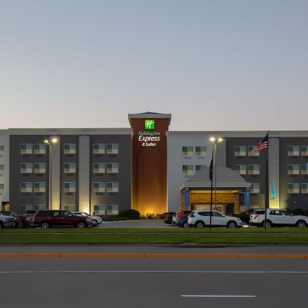 Holiday Inn Express Hotel & Suites Columbus By Ihg Zewnętrze zdjęcie