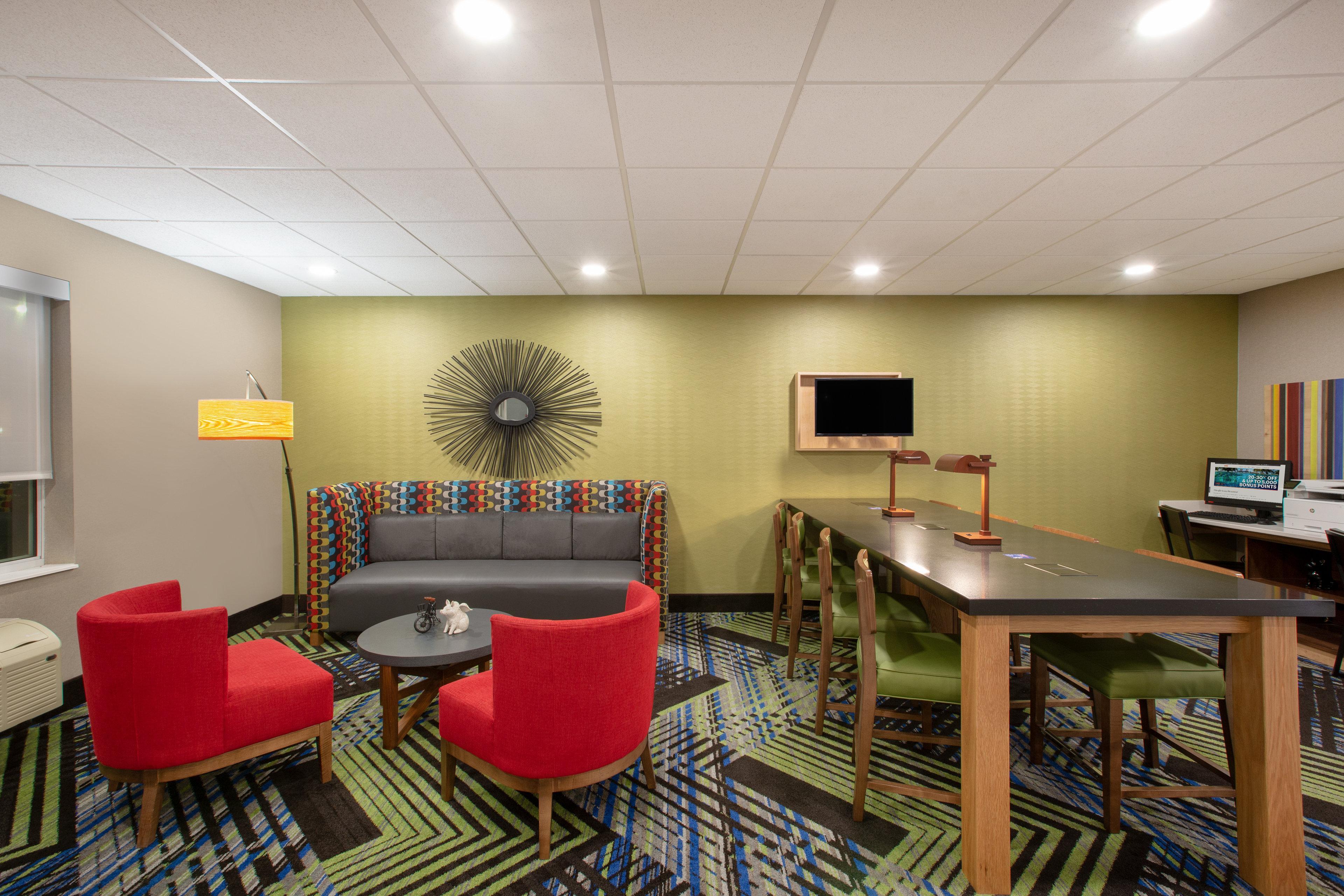 Holiday Inn Express Hotel & Suites Columbus By Ihg Zewnętrze zdjęcie
